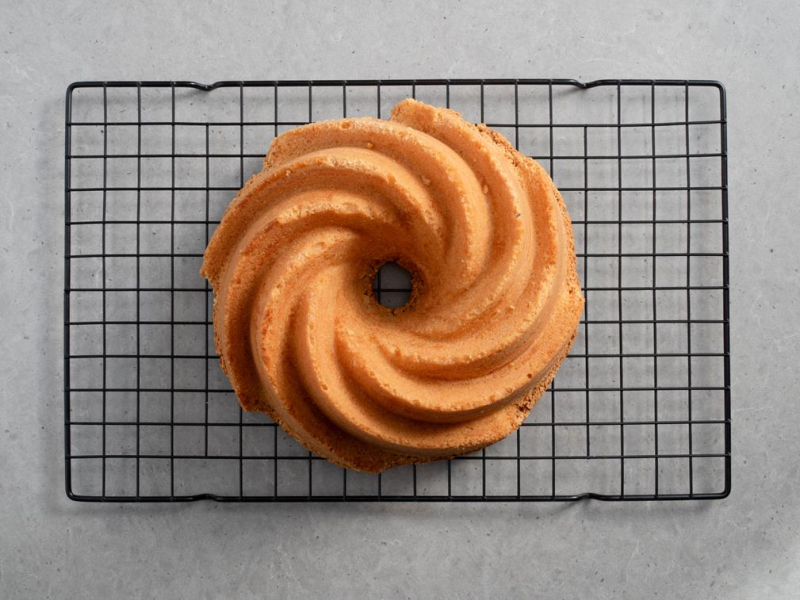 na kratce upieczona babka migda艂owa