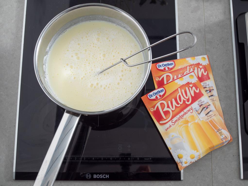 w rondelku na płycie indukcyjnej bosch ugotowanie budynie Dr. Oetkera