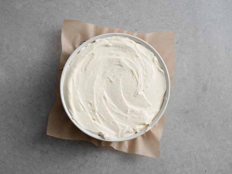 w tortownicy sernik bez jajek