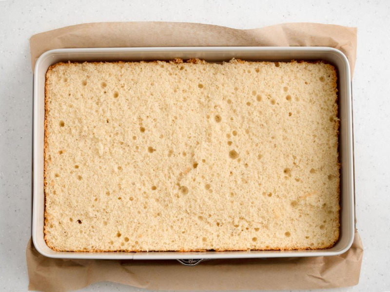 spód biszkoptu do ciasta z truskawkami