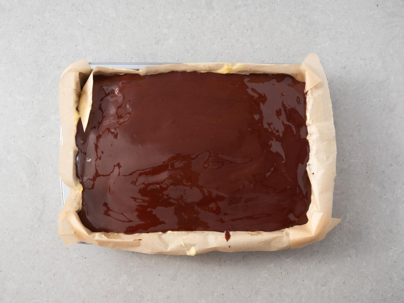 Gotowe ciasto fale-dunaju w wersji roślinnej.