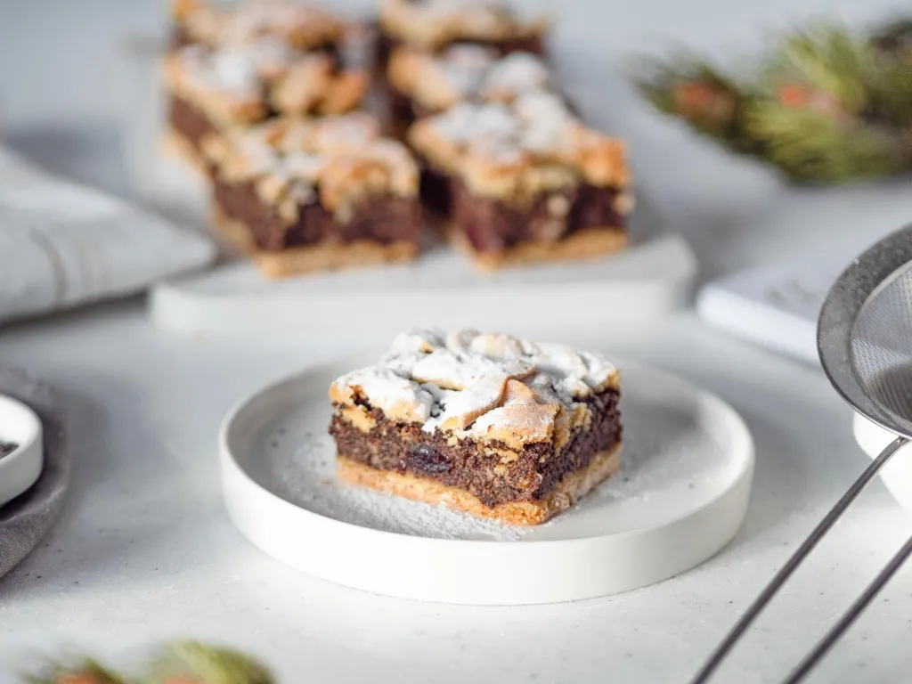 prosty makowiec na maie makowej z puszki na dużą blachę