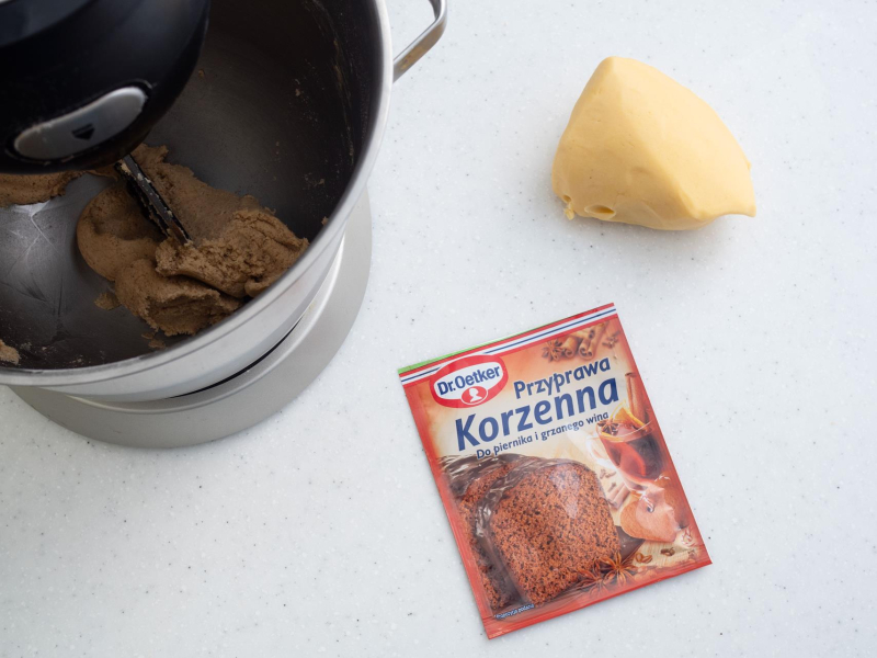 przyprawa korzenna Dr. Oetkera do kruchego ciasta na ciasteczka świąteczne