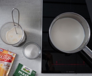 na kuchence rondelek z mlekiem do gotowania budyniu na krem budyniowy do orzechowej damy