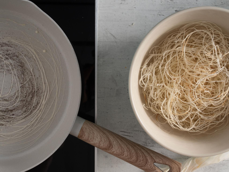 smażenie ciasta kataifi