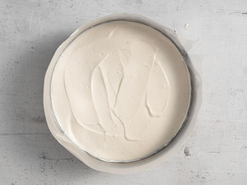 Masa serowa w formie.