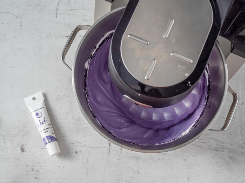 ubijana w robocie fioletowa beza