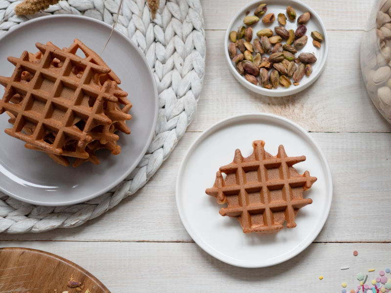 usmażone gofry na talerzyku