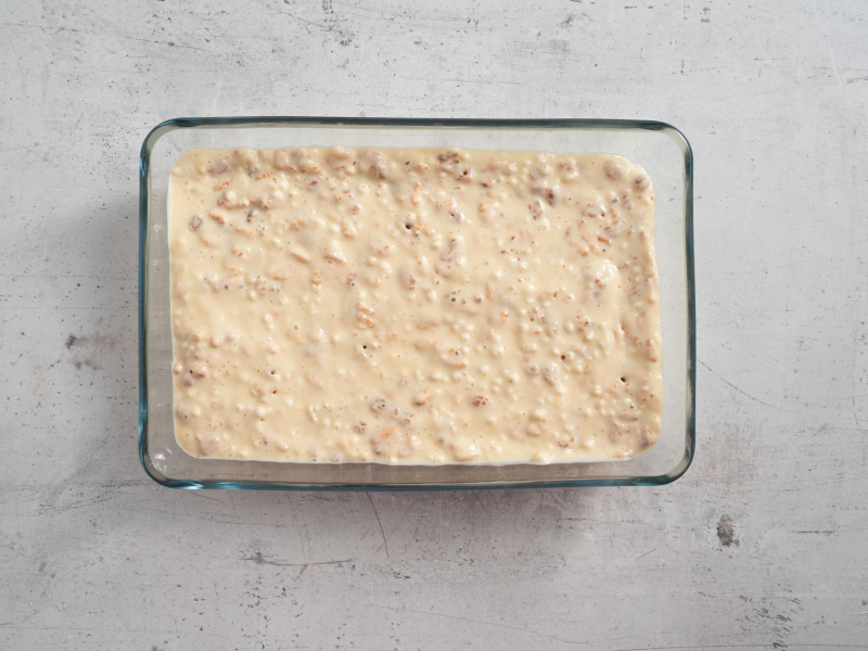 Wymieszana masa na proteinowe kinder country..