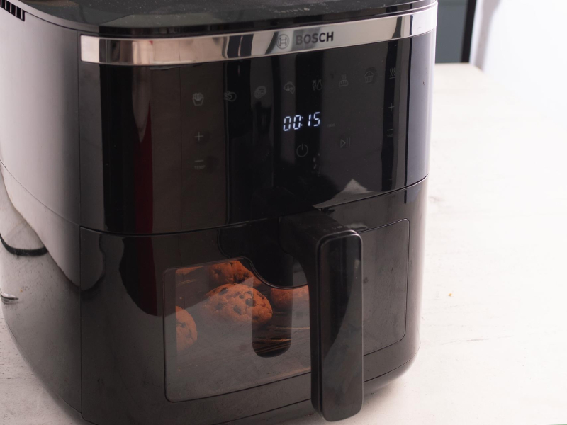 Pieczenie ciasteczek w airfryerze.