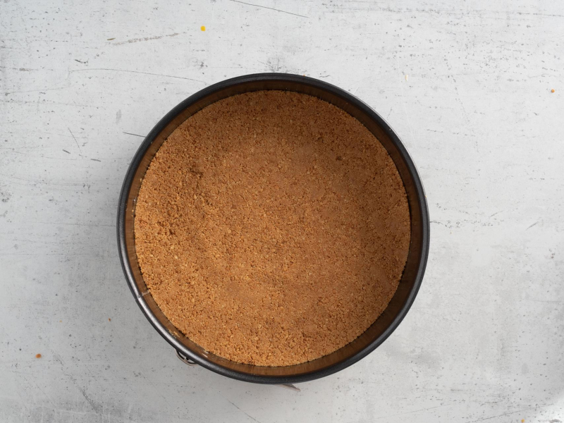 Gotowy spód ciasteczkowy do sernika.