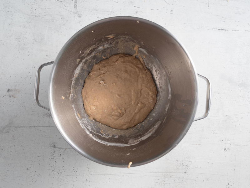 Wymieszane ciasto drożdżowe na racuchy z airfryera.