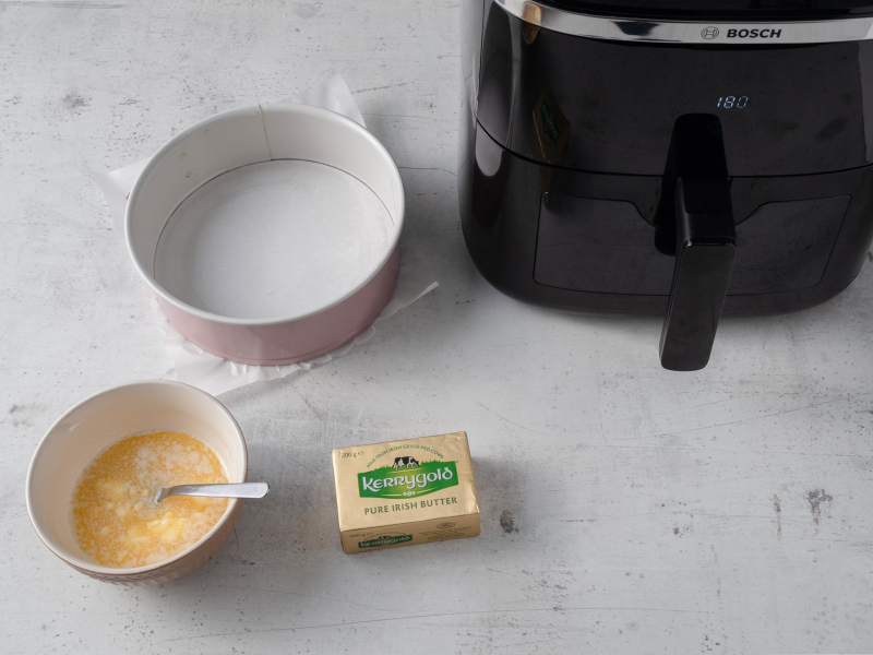 tortownica i masło kerrygold