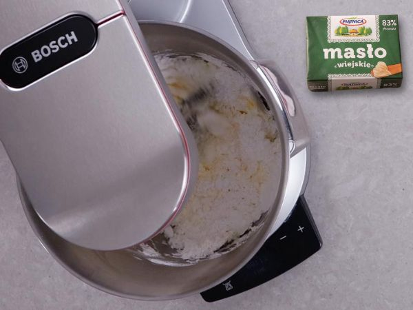 w misie robota kuchennego bosch masło ucierane z cukrem pudrem