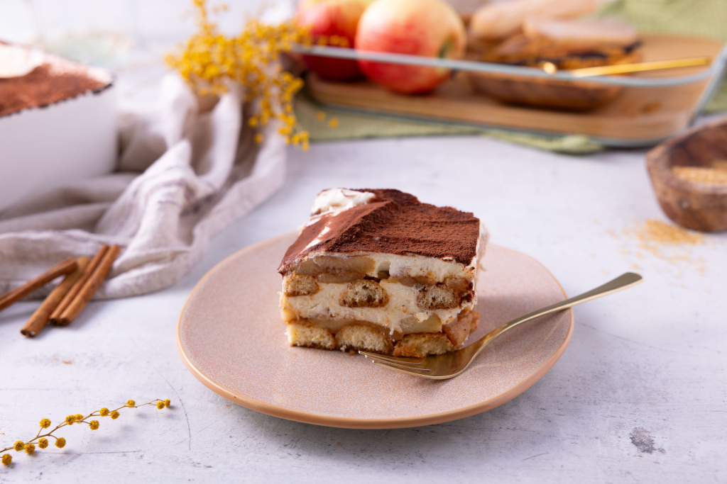 tiramisu szarlotkowe z prażonymi jabłkami