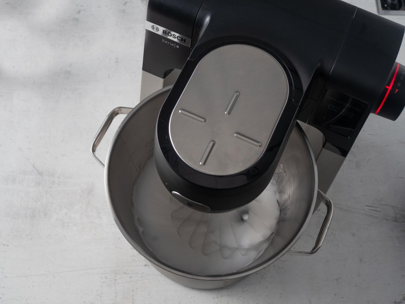 w robocie kuchennym bosch ubijane białka